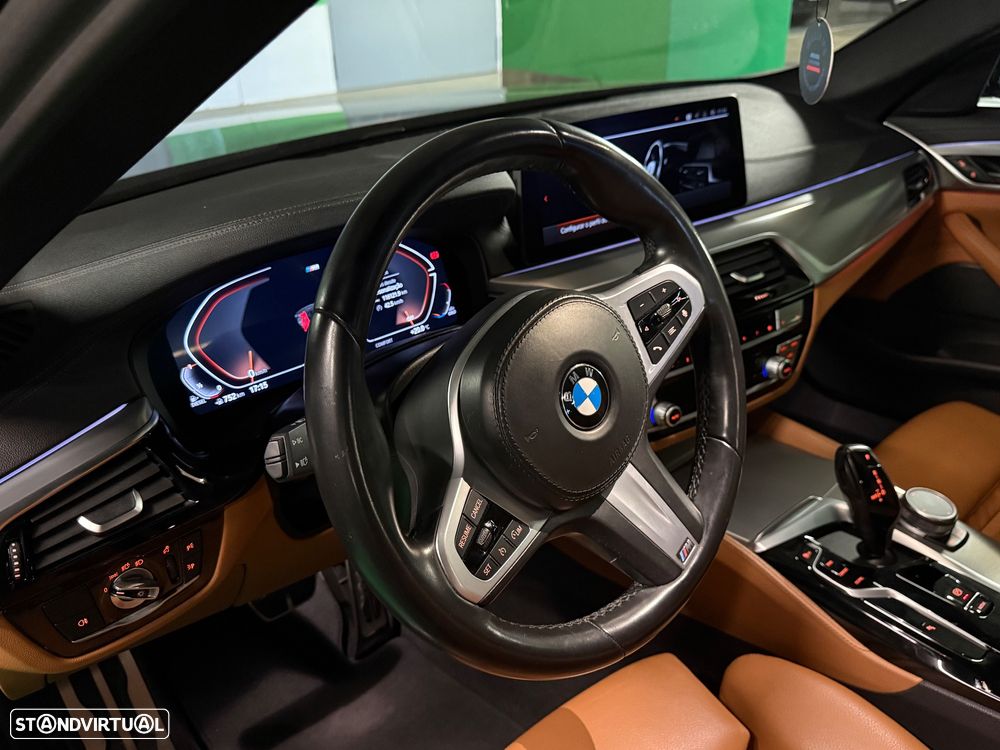 BMW 520 d Pack Desportivo M Auto - 5