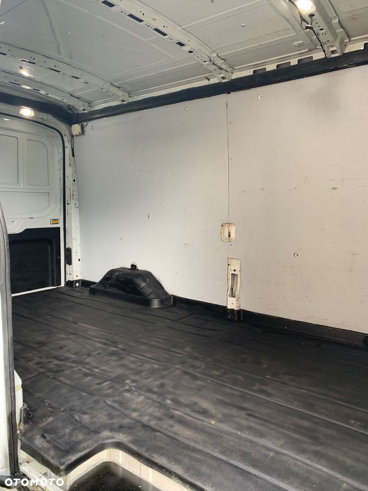 Ford Transit - 5