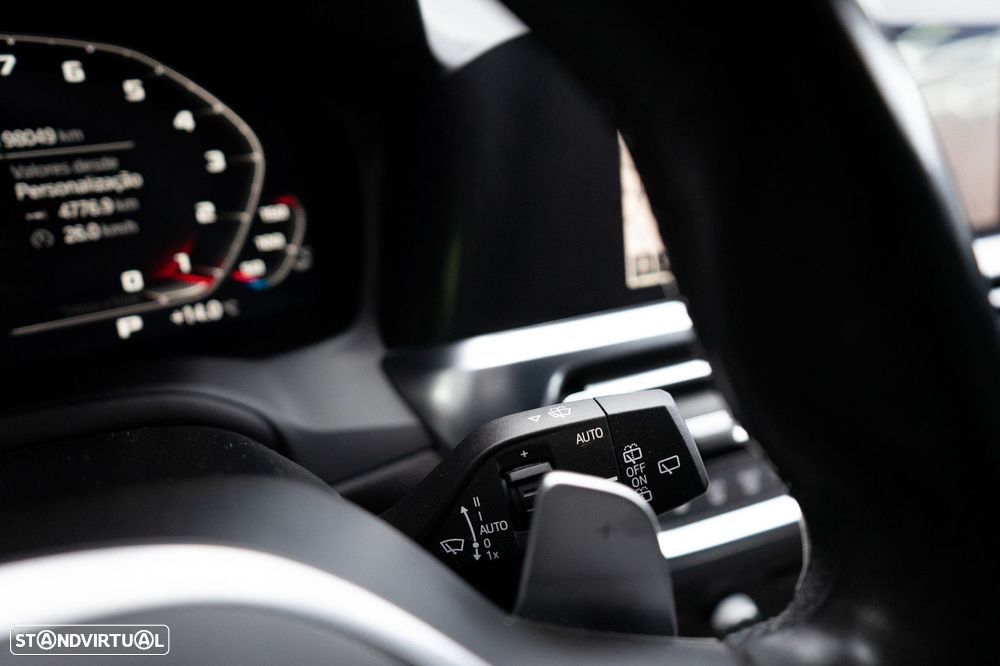 BMW 320 d Touring Pack M Shadow Auto - 52