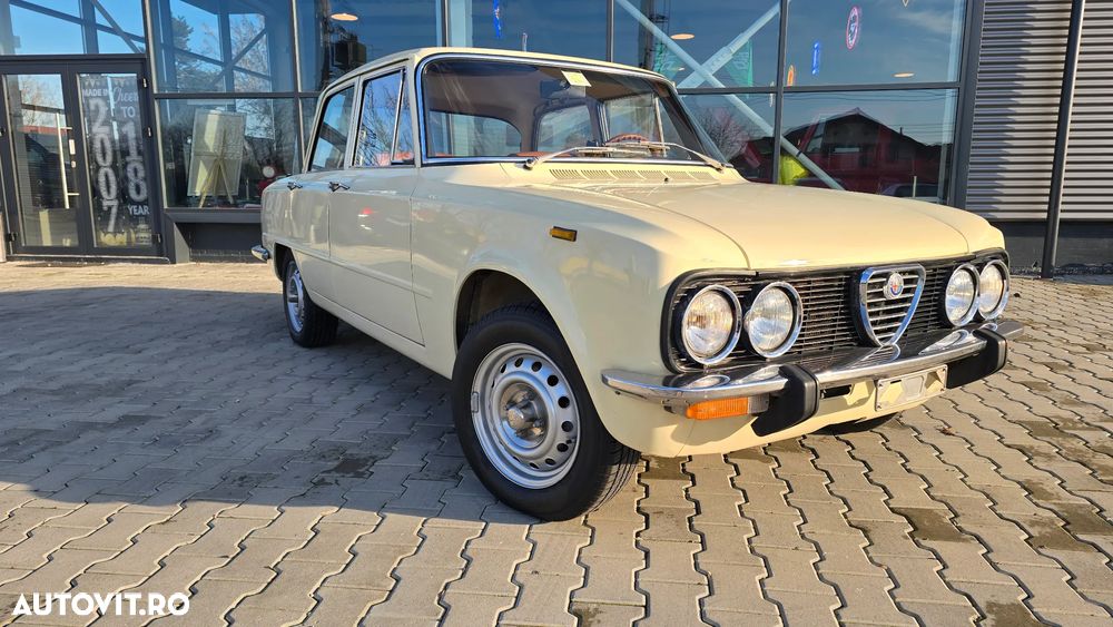 Alfa Romeo Spider - 4