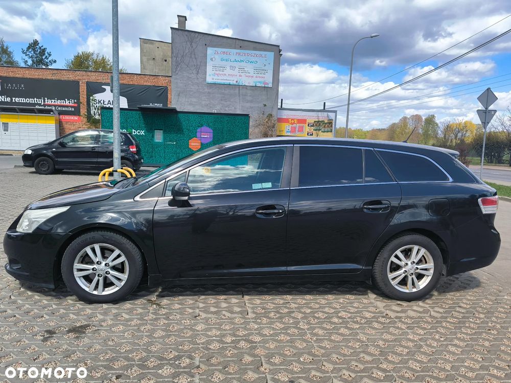 Toyota Avensis 2.0 D-4D Sol - 5