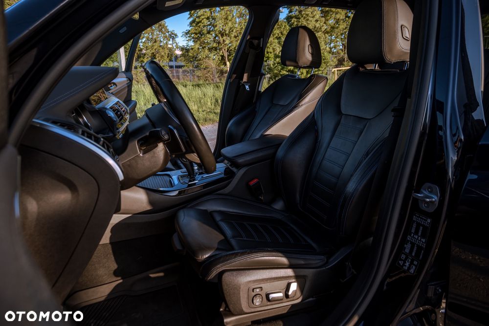 BMW X3 xDrive25d - 10