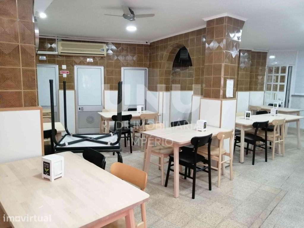 Restaurante totalmente equipado na Damaia de Cima - Grande imagem: 5/14