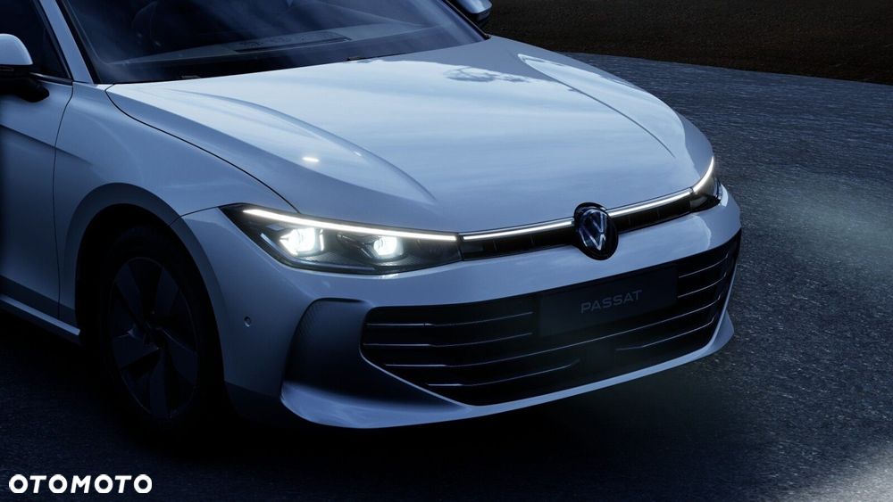 Volkswagen Passat Variant 2.0 TSI Business Plus DSG - 10