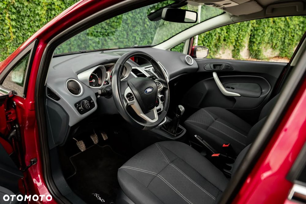 Ford Fiesta 1.6 Ti-VCT Ghia - 17