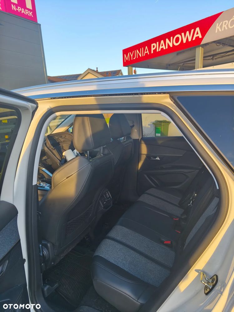 Peugeot 3008 - 16