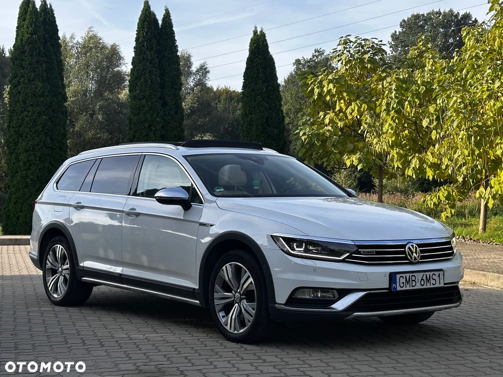 Volkswagen Passat Alltrack 2.0 TDI SCR 4Motion DSG - 32