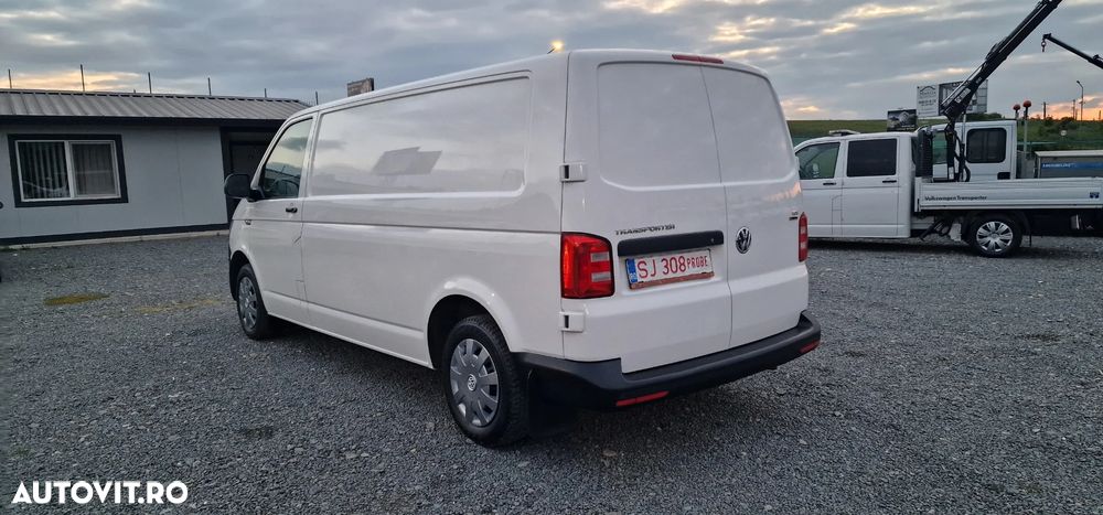 Volkswagen T6 Transporter, 2.0 TDI, maxi van, 150cp, 4Motion, automata DSG, (4x4) A/C , webasto, euro 6,  02/2016 - 8