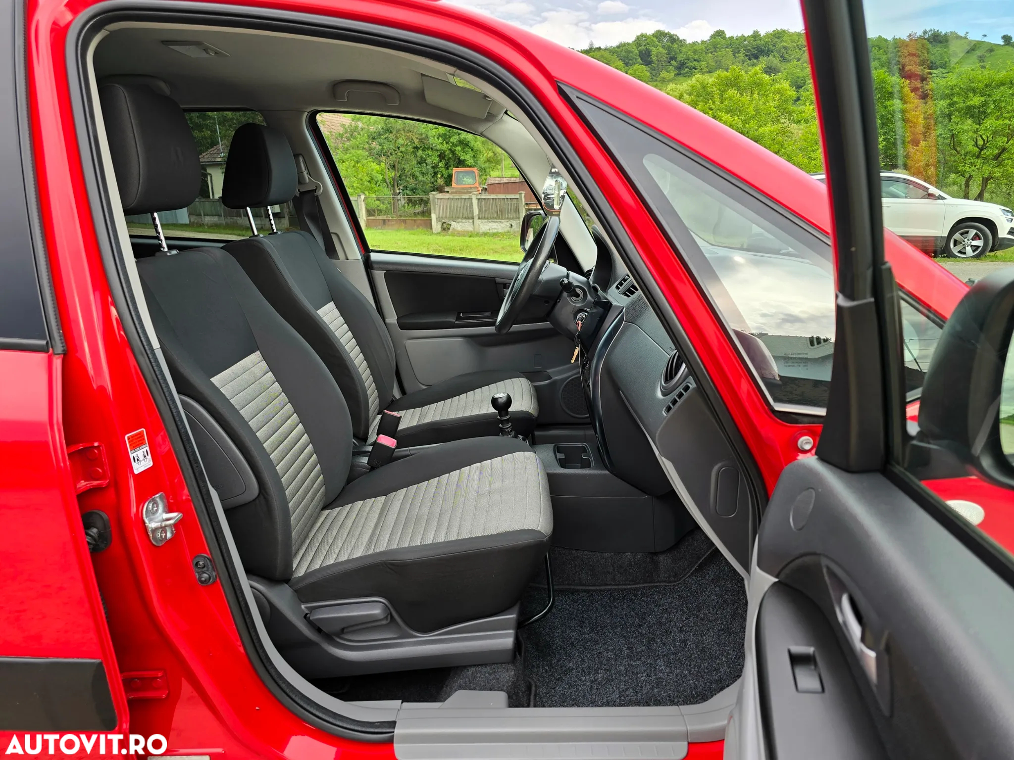 Suzuki SX4 2.0 DDIS 4x4 Style - 26