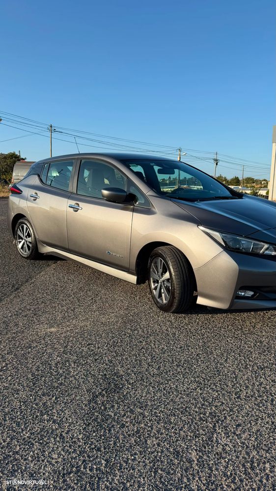Nissan Leaf - 9