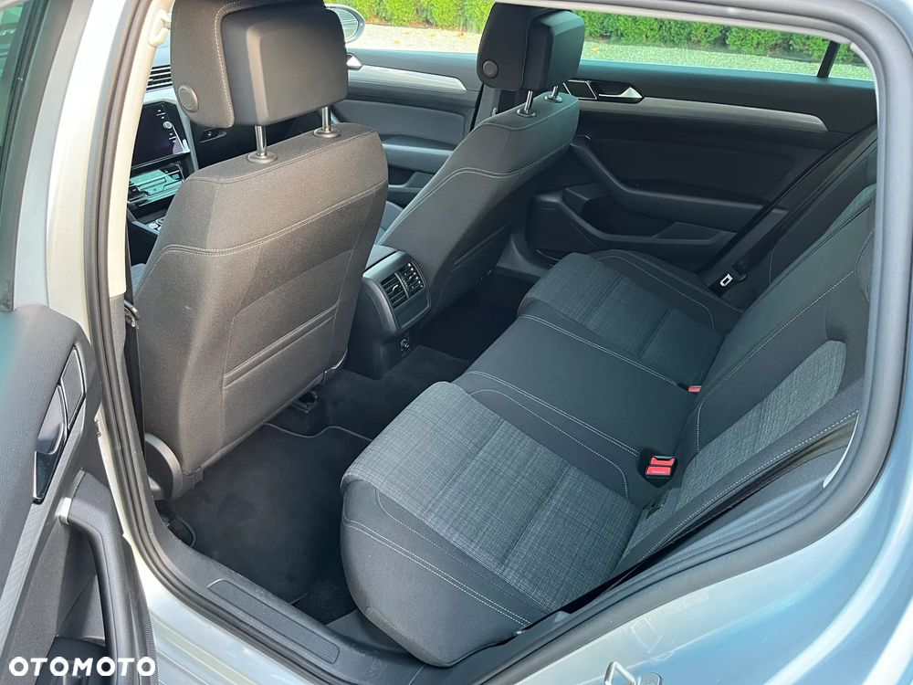 Volkswagen Passat 2.0 TDI EVO Business - 6