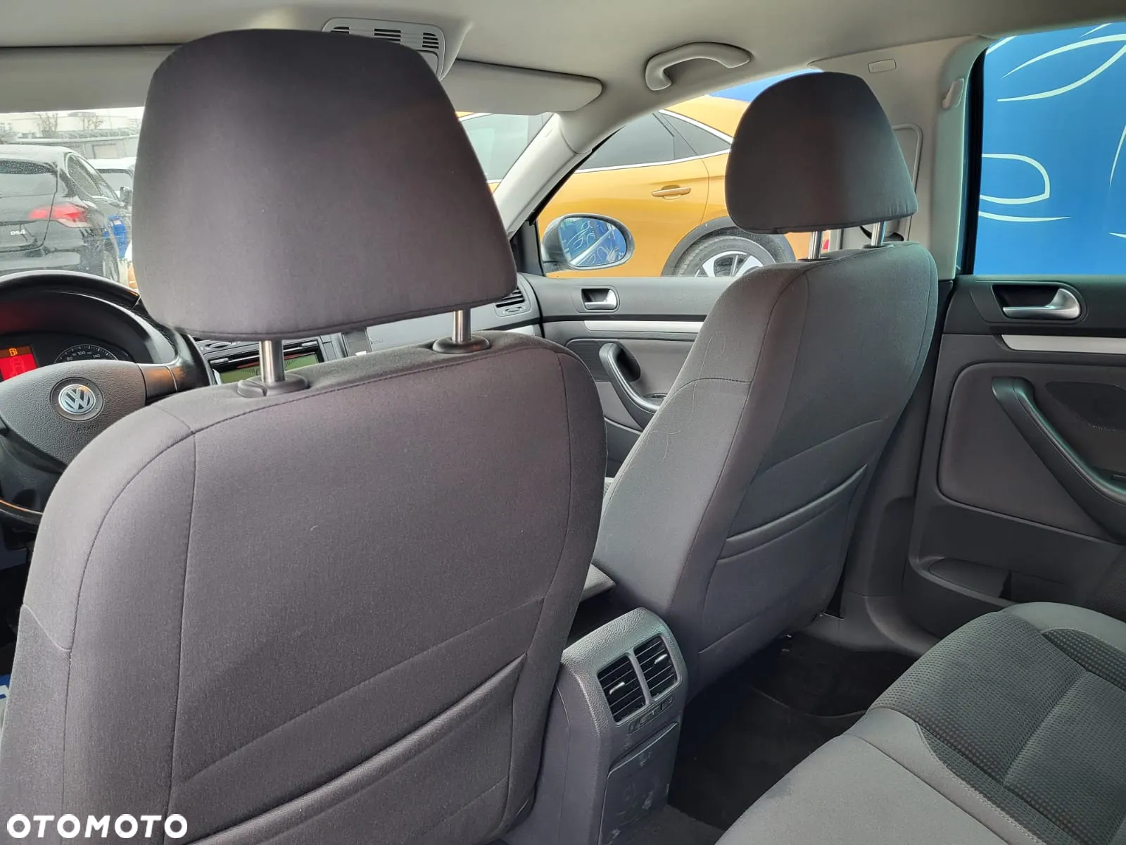 Volkswagen Golf Variant 1.9 TDI DPF Trendline BlueMotion - 12