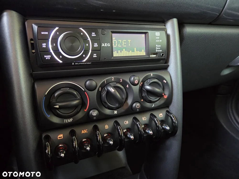 MINI Cooper - 23