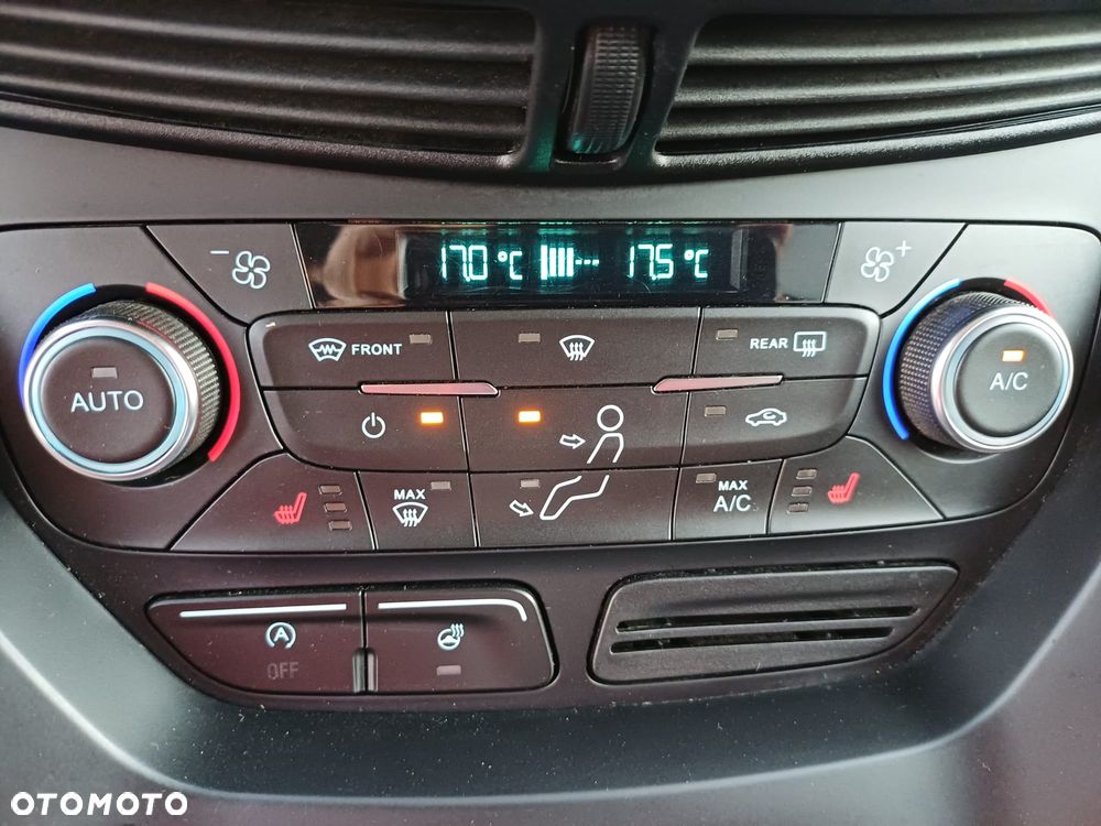 Ford Kuga - 23