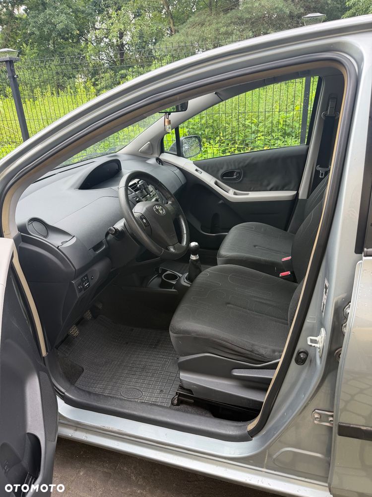 Toyota Yaris 1.0 Entry - 8