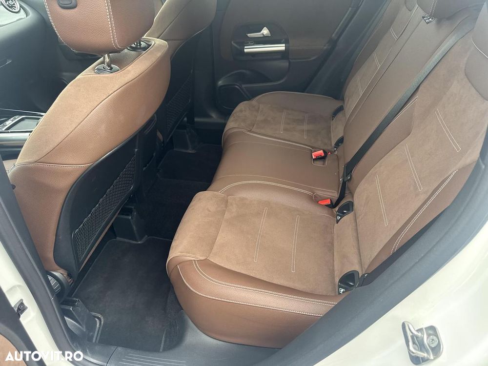 Mercedes-Benz GLA 200 d 4MATIC Aut. - 14