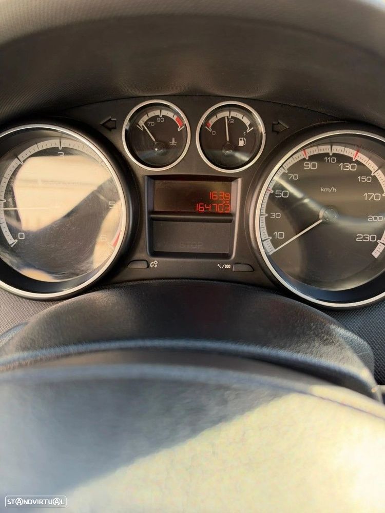 Peugeot 308 1.6 HDi Premium - 16