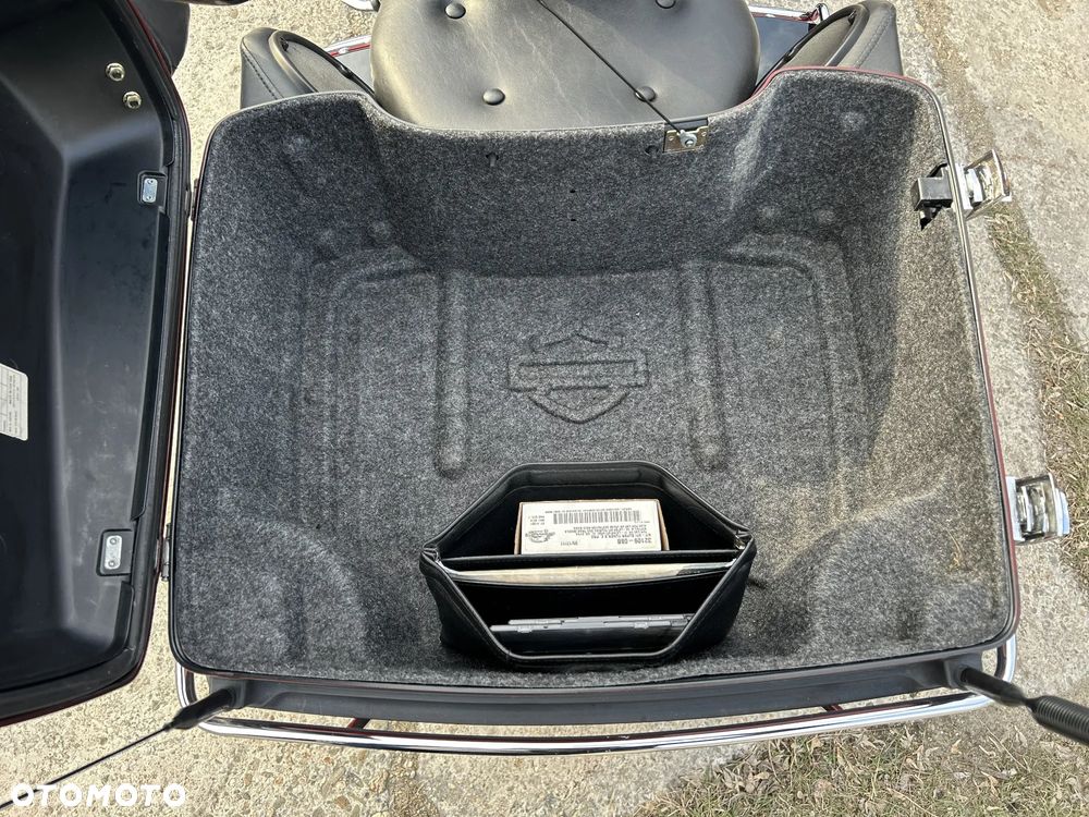 Harley-Davidson FLHTCU Ultra - 24