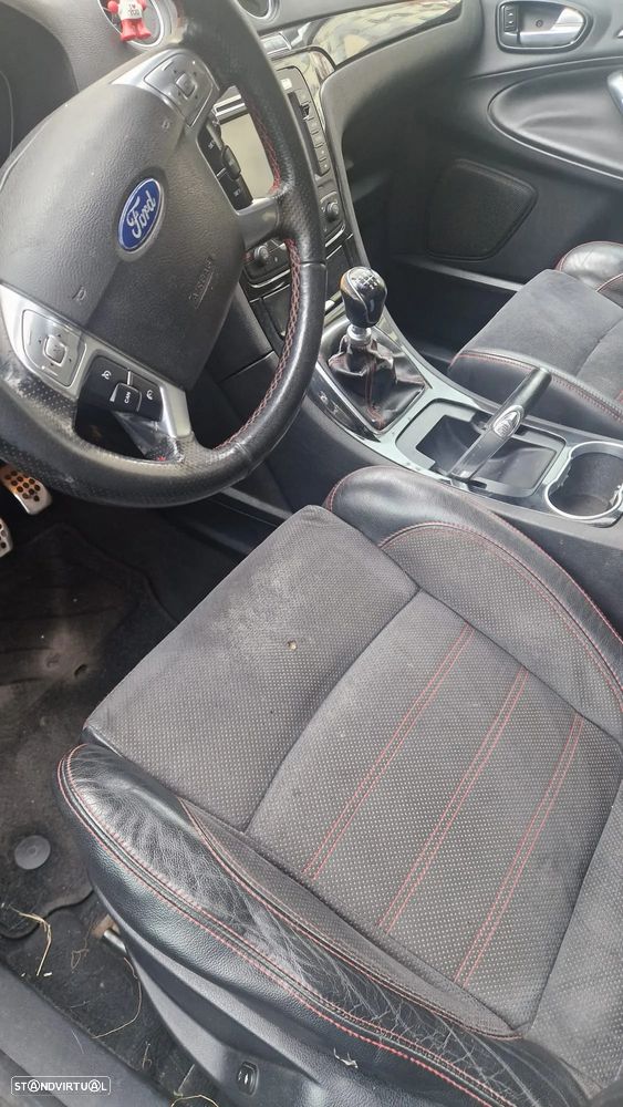 Ford S-Max 2.0 TDCi Titanium 7L 143g - 8