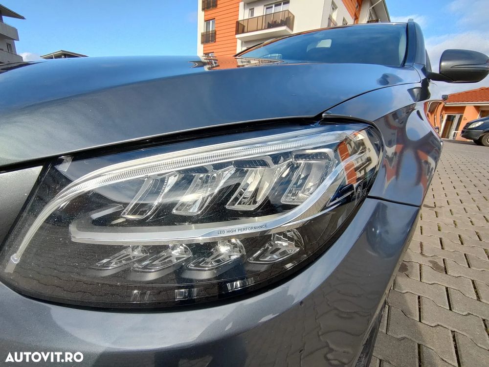 Mercedes-Benz C - 27