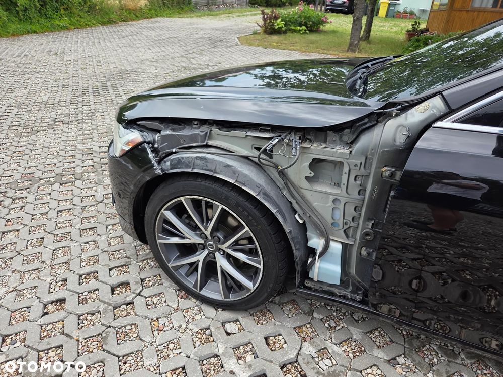 Volvo S90 T5 Momentum - 28