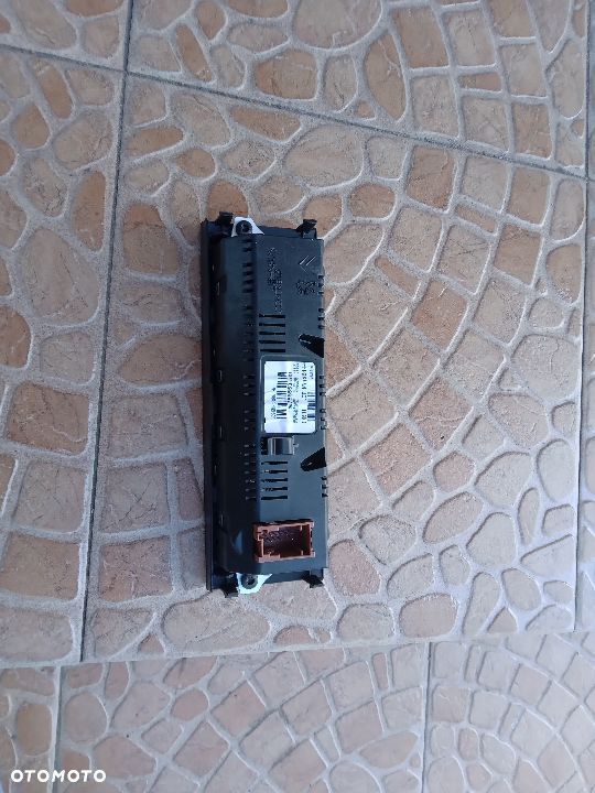 Peugeot Citroen wyświetlacz radia 9676655380 - 2