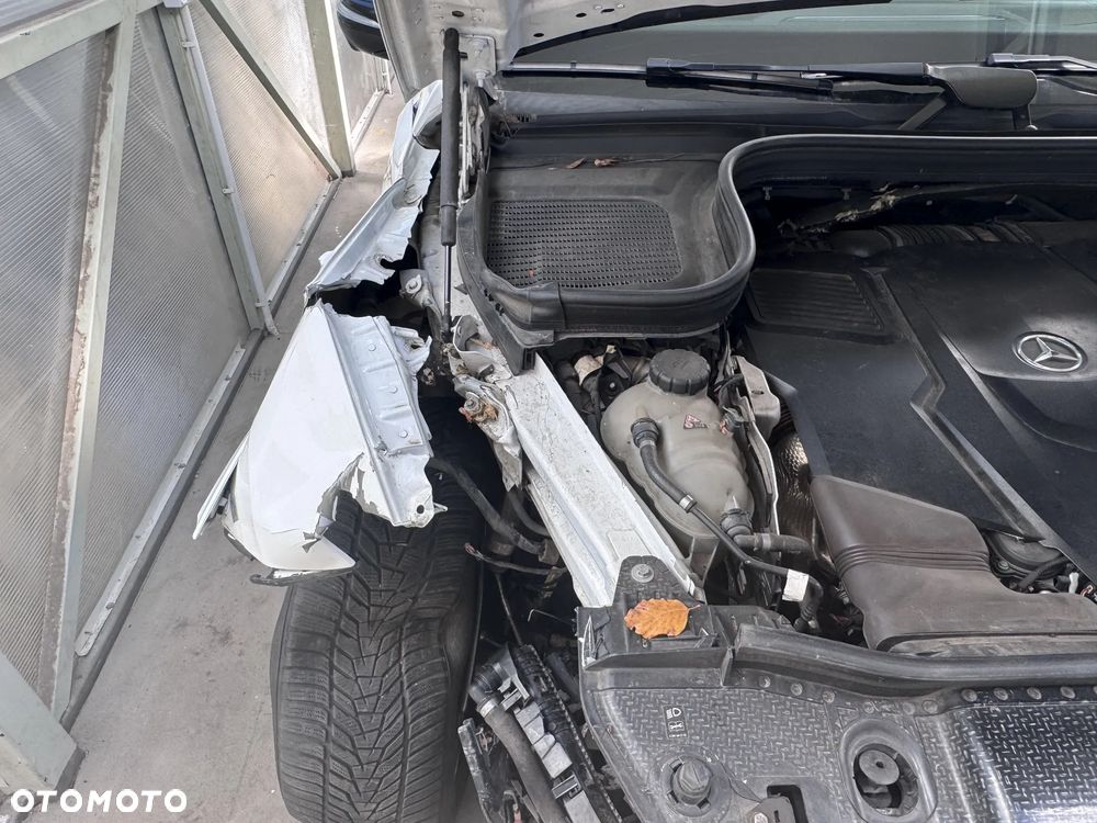 Mercedes-Benz GLE 400 d 4Matic 9G-TRONIC AMG Line - 11