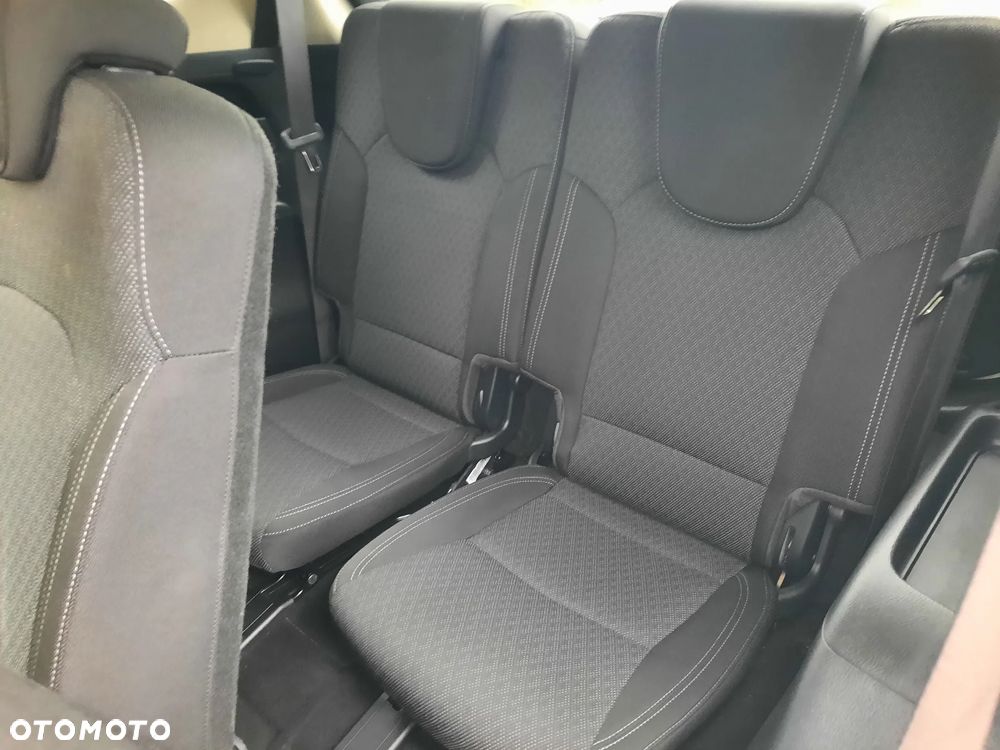 Kia Carens 1.6 GDI L 7os - 21