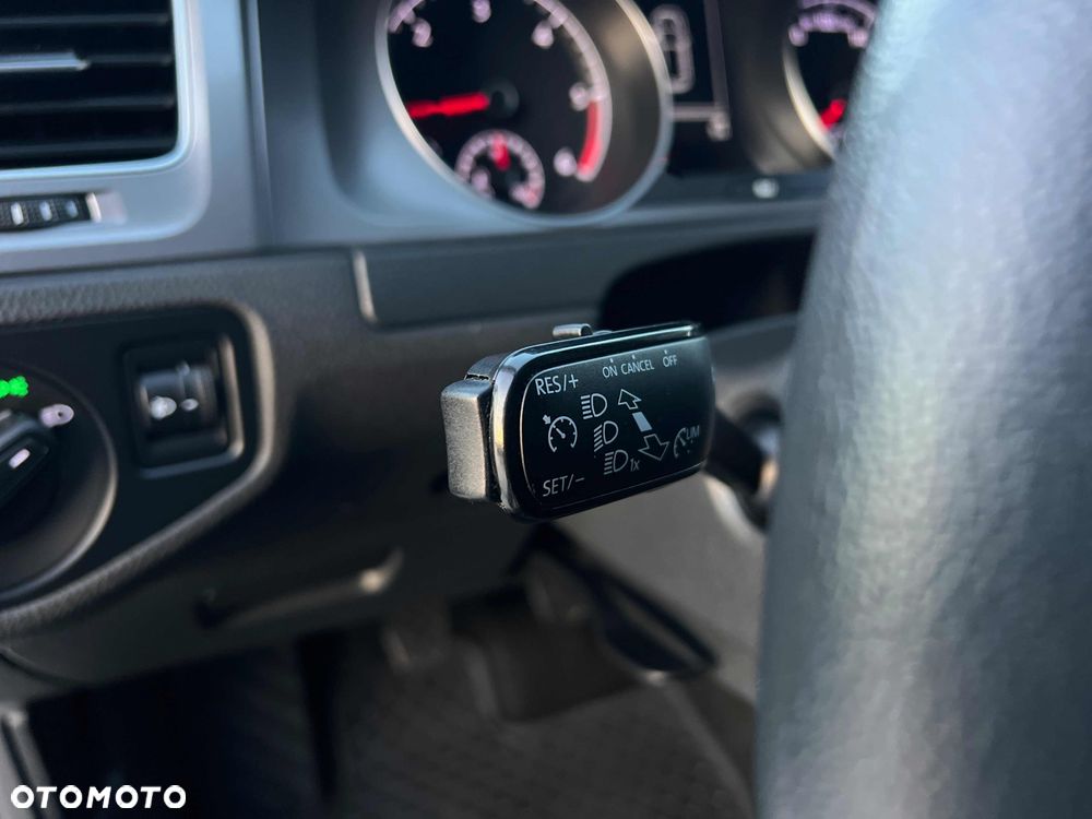 Volkswagen Golf 1.6 TDI BMT Start - 22