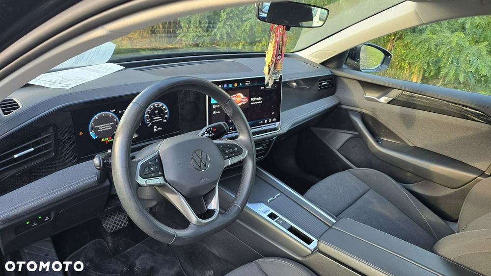 Volkswagen Passat 1.5 TSI ACT mHEV Style DSG - 24