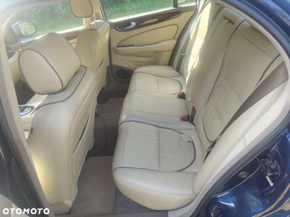 Jaguar XJ XJ8 4.2 Executive Last Edition - 22