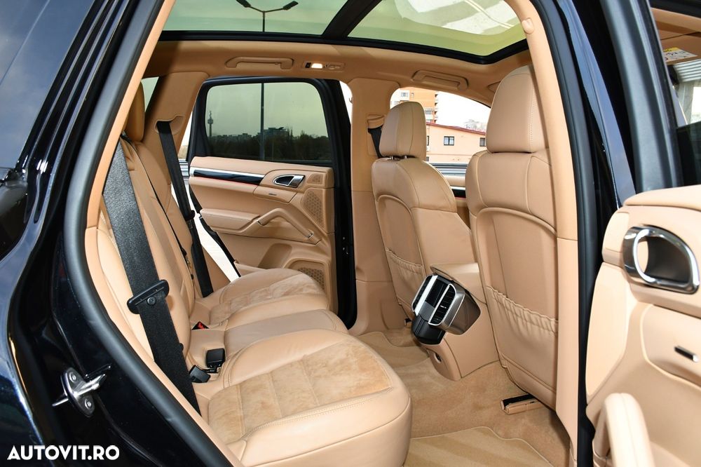 Porsche Cayenne 3.0TD TipTronic - 9