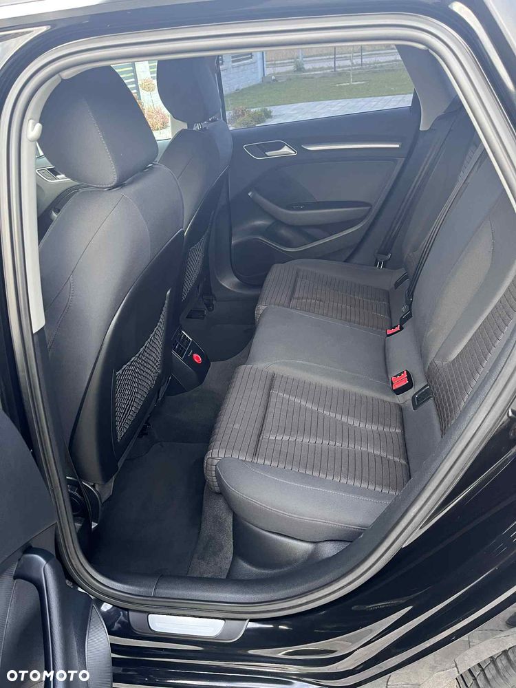 Audi A3 Sportback - 16