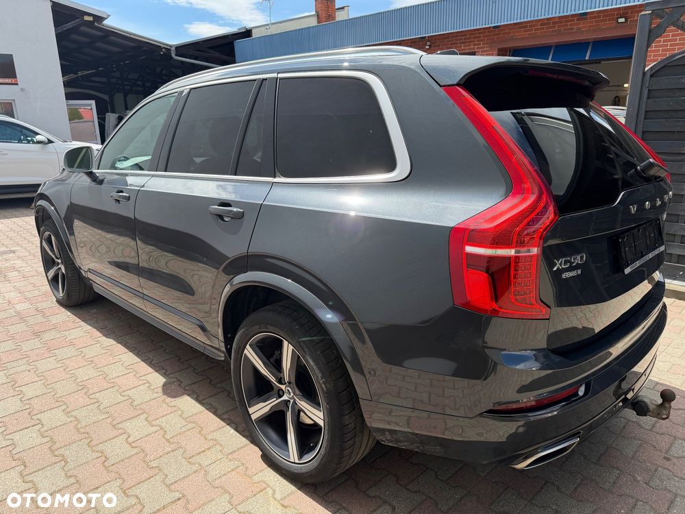 Volvo XC 90 D4 FWD R-Design 7os - 10