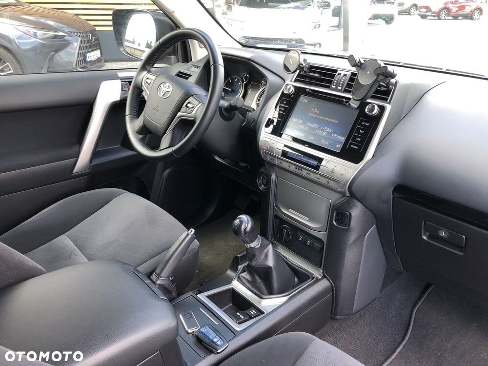 Toyota Land Cruiser LC 2.8 D-4D Prado - 21