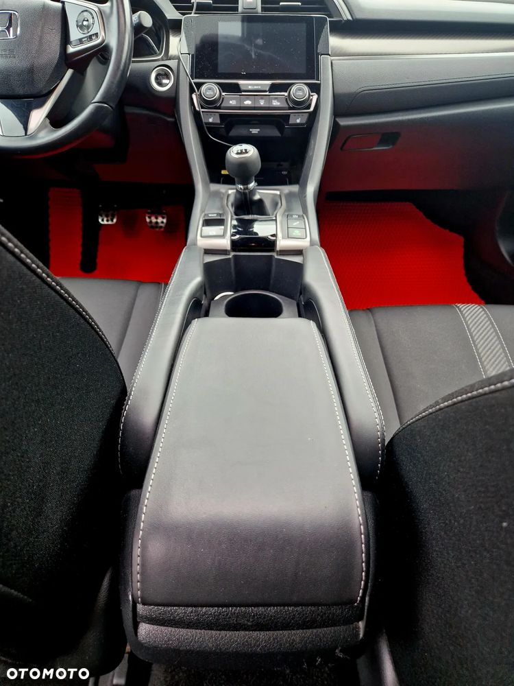 Honda Civic 1.5 T Sport Plus (Navi) - 22