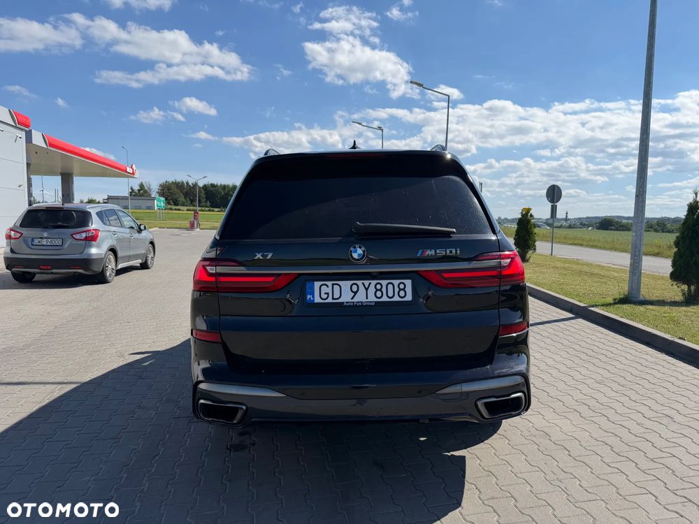 BMW X7 M50i sport - 18