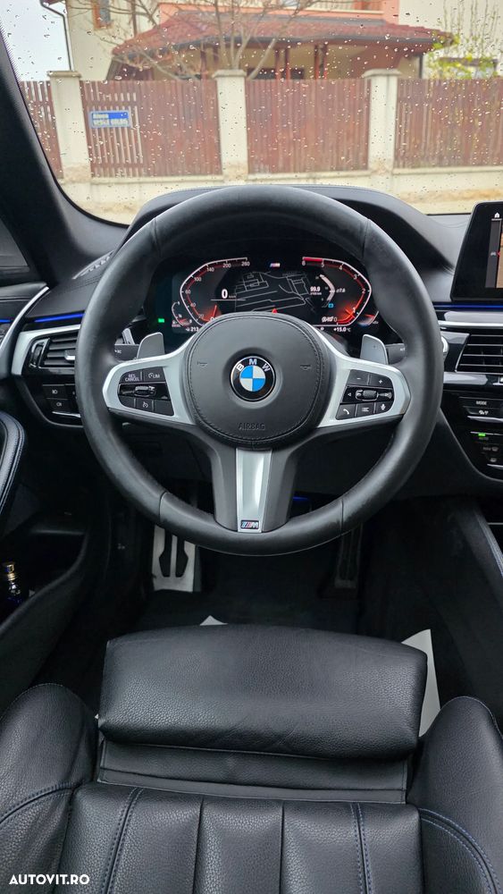 BMW Seria 5 520d AT - 12