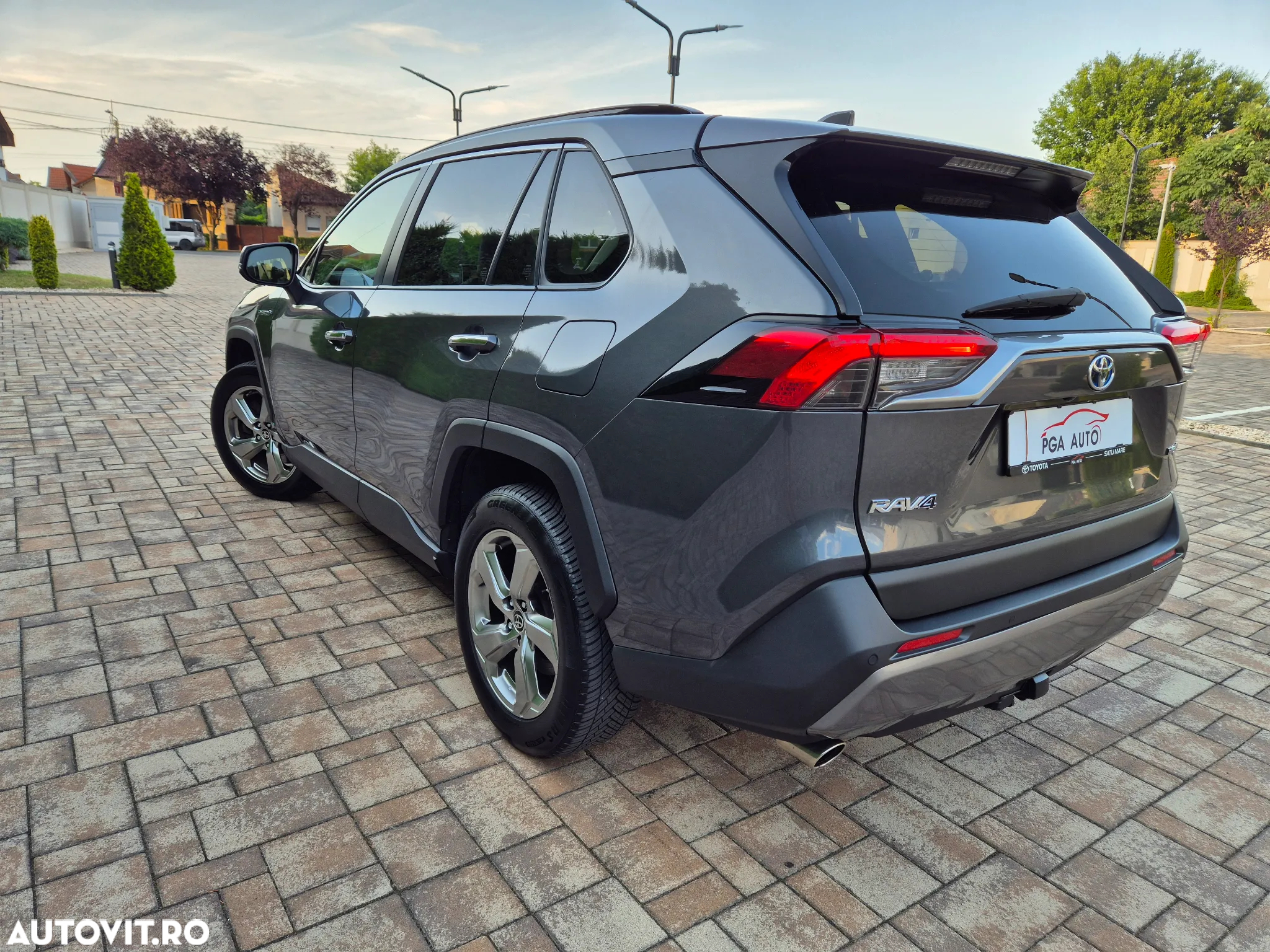 Toyota RAV4 2.5 4x4 Hybrid Lounge - 5