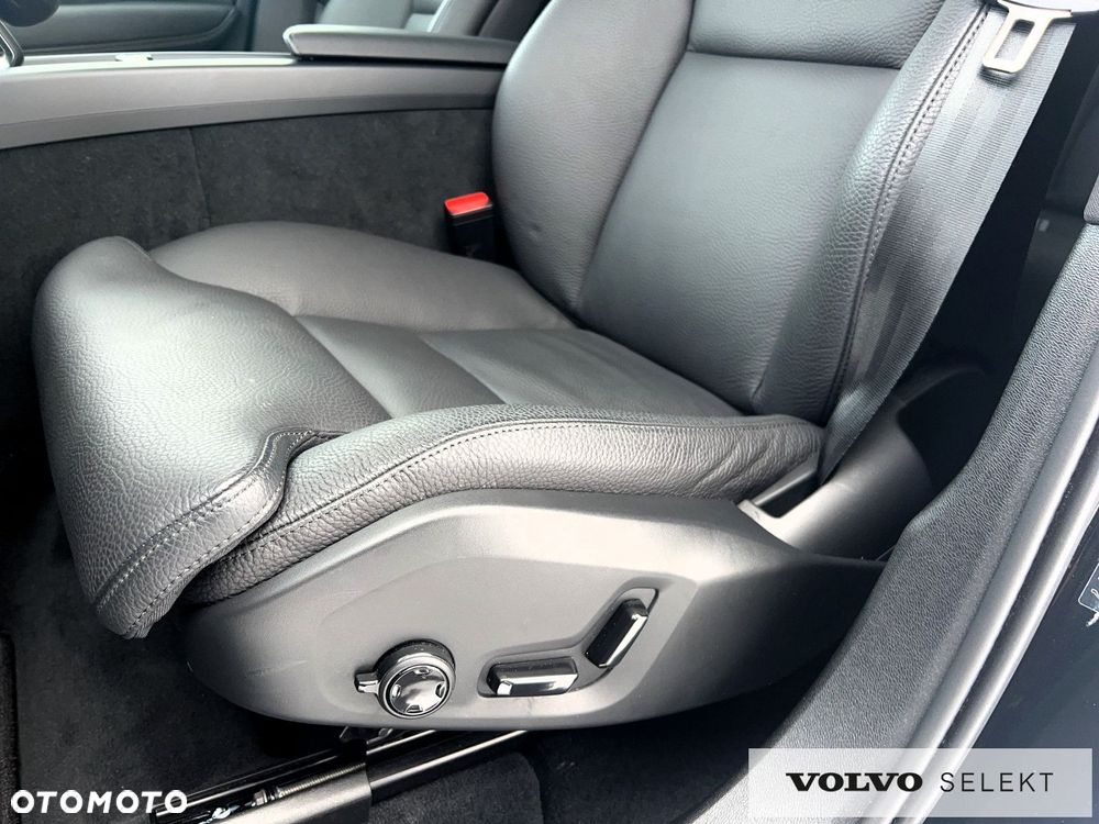 Volvo XC 60 - 12