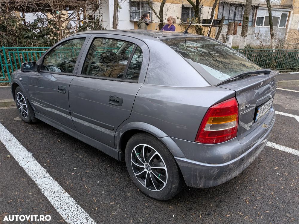 Opel Astra - 2
