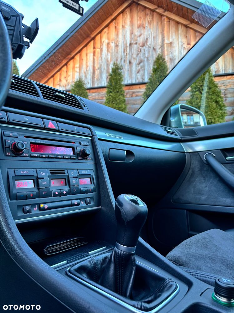 Audi A4 Allroad - 12