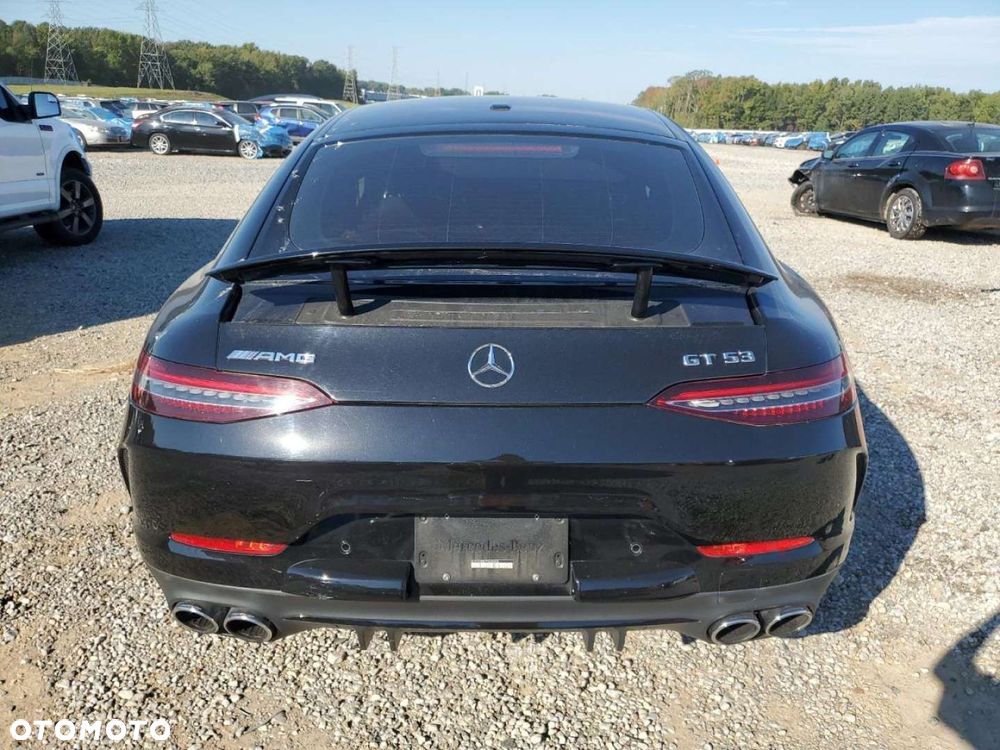 Mercedes-Benz AMG GT - 3