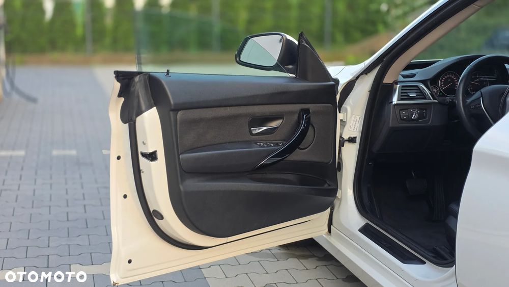 BMW Seria 3 318d Luxury Line - 16