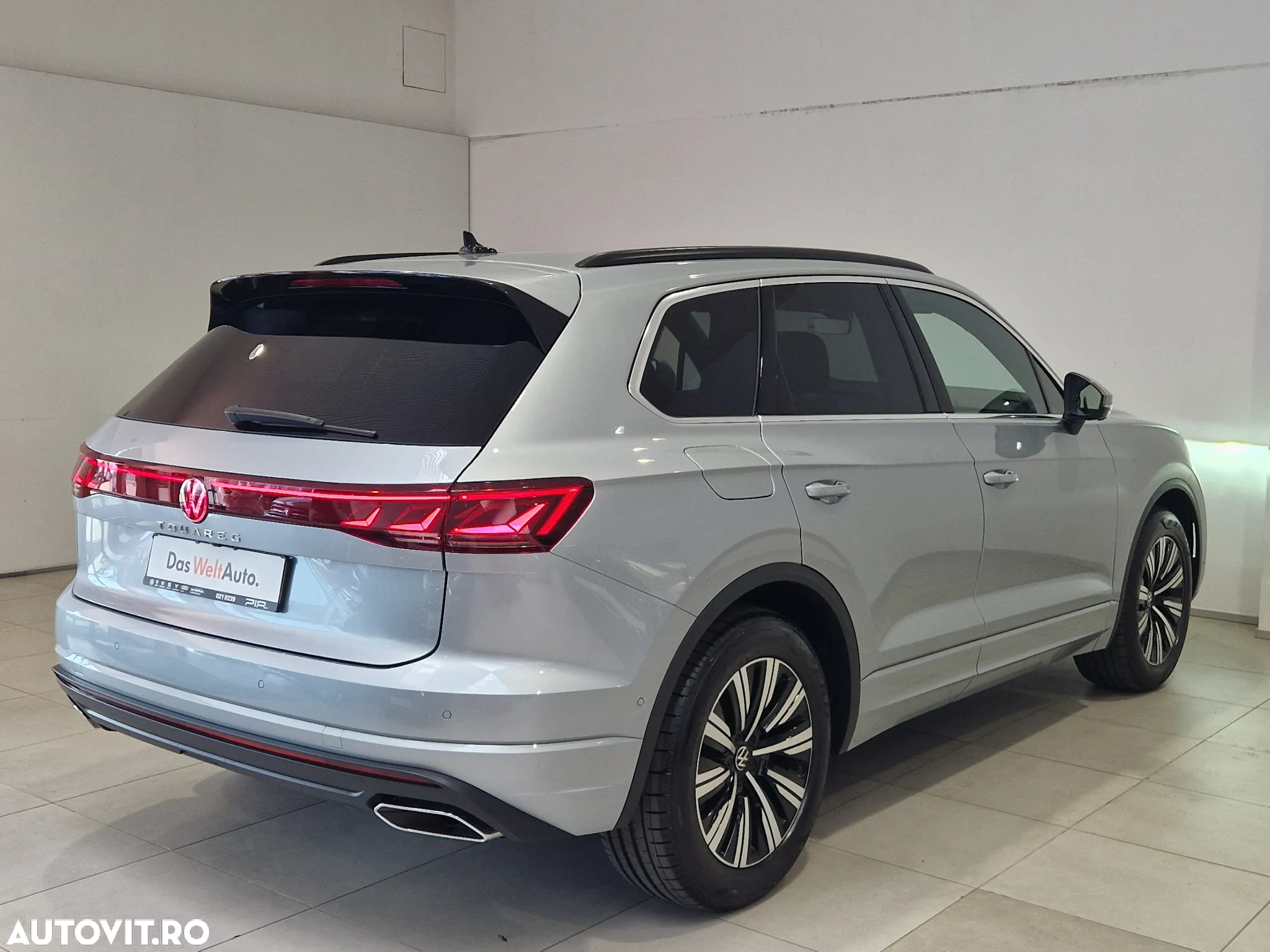 Volkswagen Touareg V6 TDI 4MOTION Elegance - 7