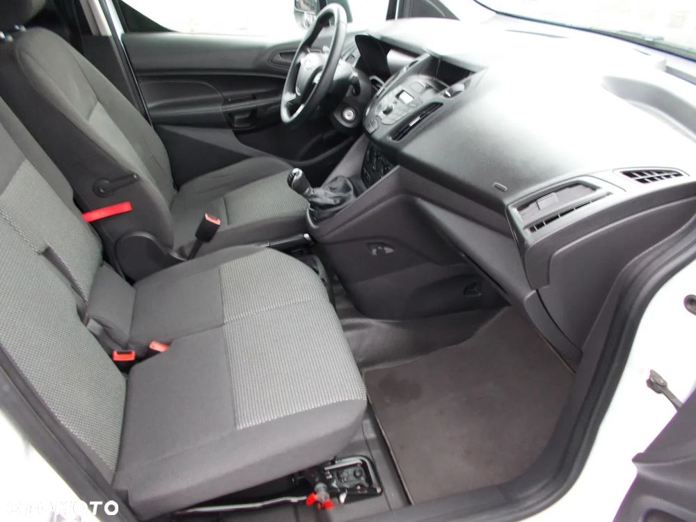 Ford Transit Connect - 12