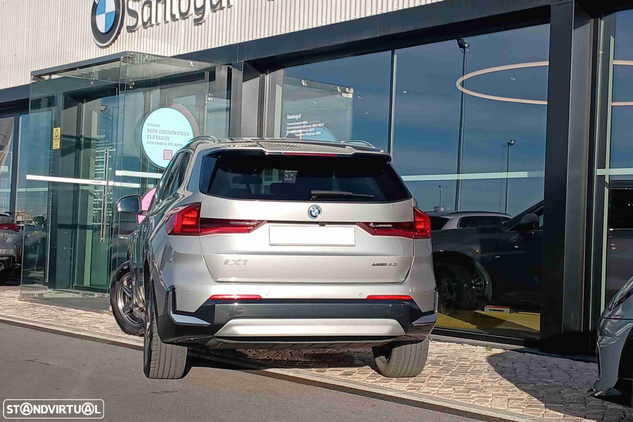 BMW iX1 eDrive20 - 4