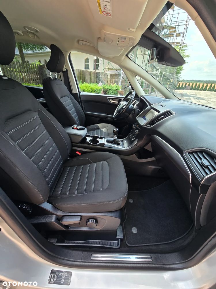 Ford Galaxy 2.0 EcoBlue Titanium - 28