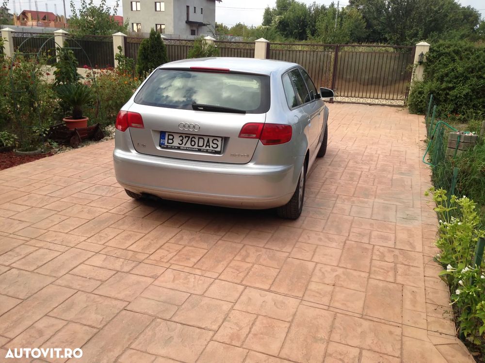 Audi A3 2.0 TDI Sportback Ambiente - 3