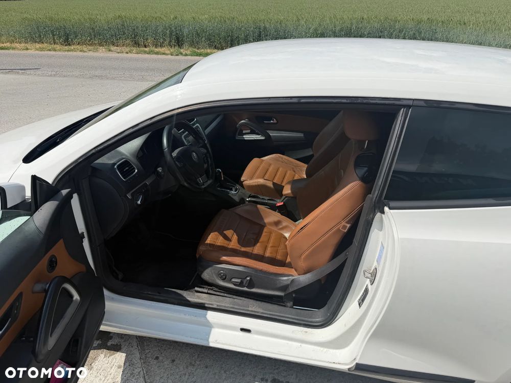 Volkswagen Scirocco 2.0 TDI DSG - 7